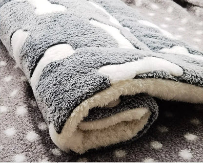 Large Flannel Dog Bed Sleeping Mat: Thickened Rug for Small to Large Pets