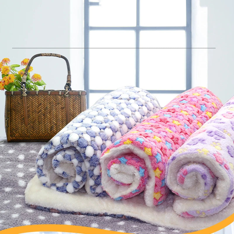 Large Flannel Dog Bed Sleeping Mat: Thickened Rug for Small to Large Pets
