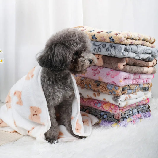 Pet Flannel Blanket Paw Print Pattern Pet Sleeping Mat for Cat Dog