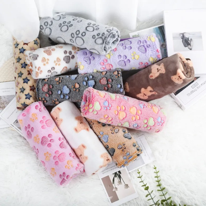 Pet Flannel Blanket Paw Print Pattern Pet Sleeping Mat for Cat Dog