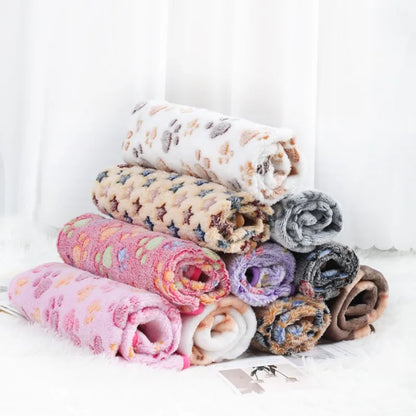 Pet Flannel Blanket Paw Print Pattern Pet Sleeping Mat for Cat Dog